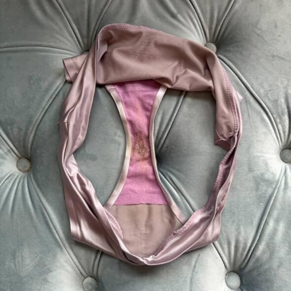 Juicy Couture Light Pink Satin Panties Underwear Women Size Small - Picture 4 of 6